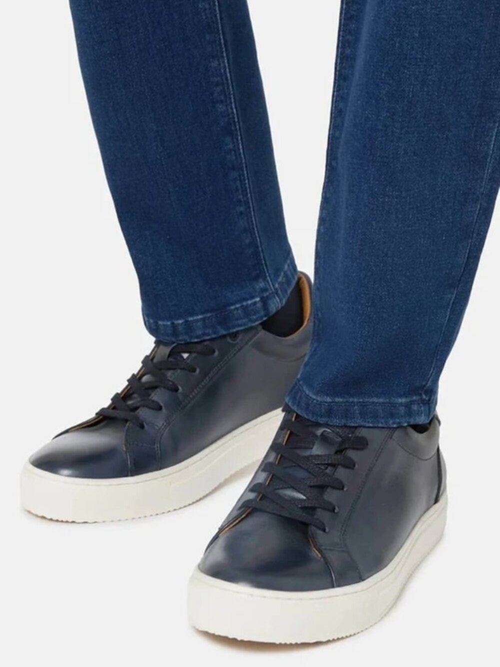 Boggi Milano Navy Leather Sneakers – Men’s US 11 / EU 44